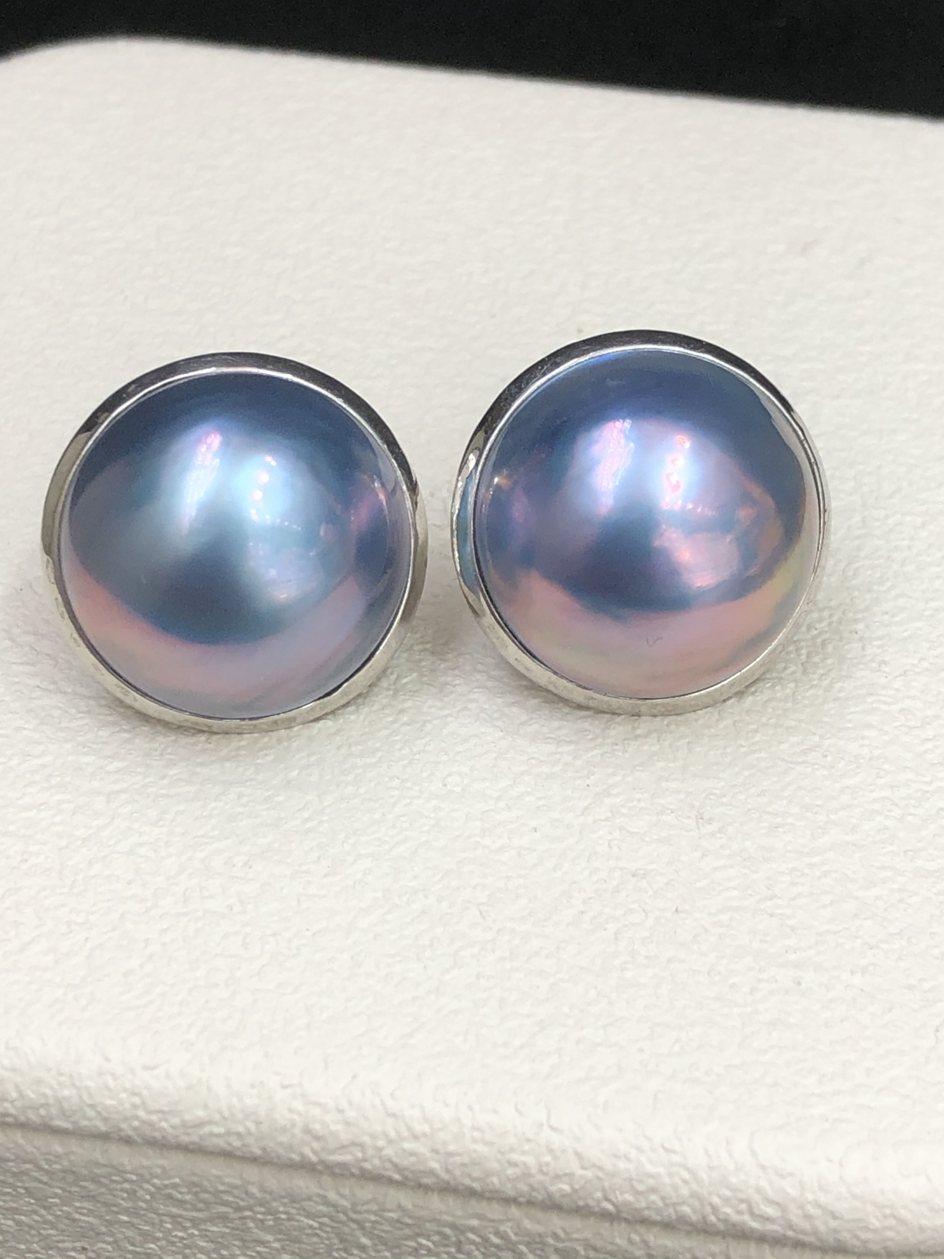 新品14K白金镶嵌天然日本海水马背蓝马背强光15.5Mm厚金简约耳钉