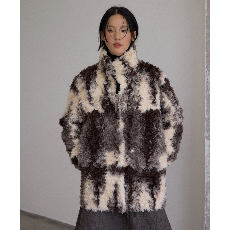 奶牛纹皮毛一体环保皮草外套女冬季立领上衣
