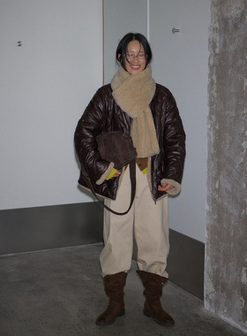 正反两穿菱格毛绒围巾棉服女冬季黑色菱格外套