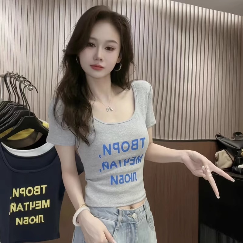 夏纯棉正肩短袖t恤女2025新款字母印花辣妹低领显瘦修身短款上衣