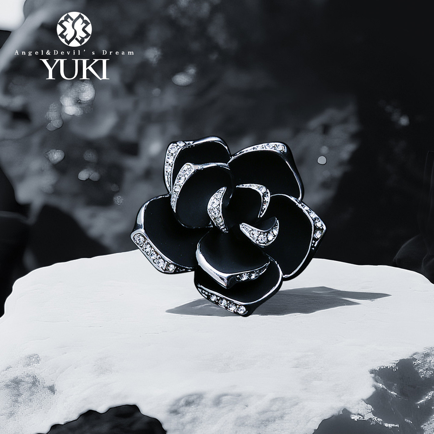 YUKI黑蔷薇胸针气质高级感别针胸花男女情侣情人礼物西服配饰潮人