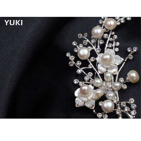 Broche femme YUKI en Nacre - Ref 1172075 Image 3
