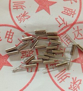 日本KDS原装直插圆柱晶振32.768KHZ12.5PF +-5PPM2*6 206 32.768K