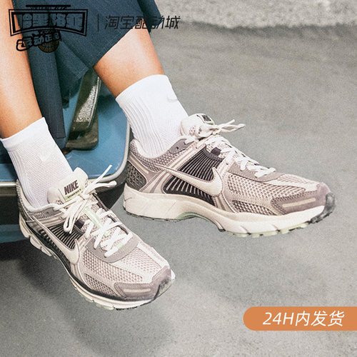 耐磨透气跑步鞋Nike/耐克