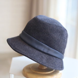 韩国原单羊毛布帽子女秋冬加厚里衬保暖渔夫帽时尚PU皮条后压盆帽