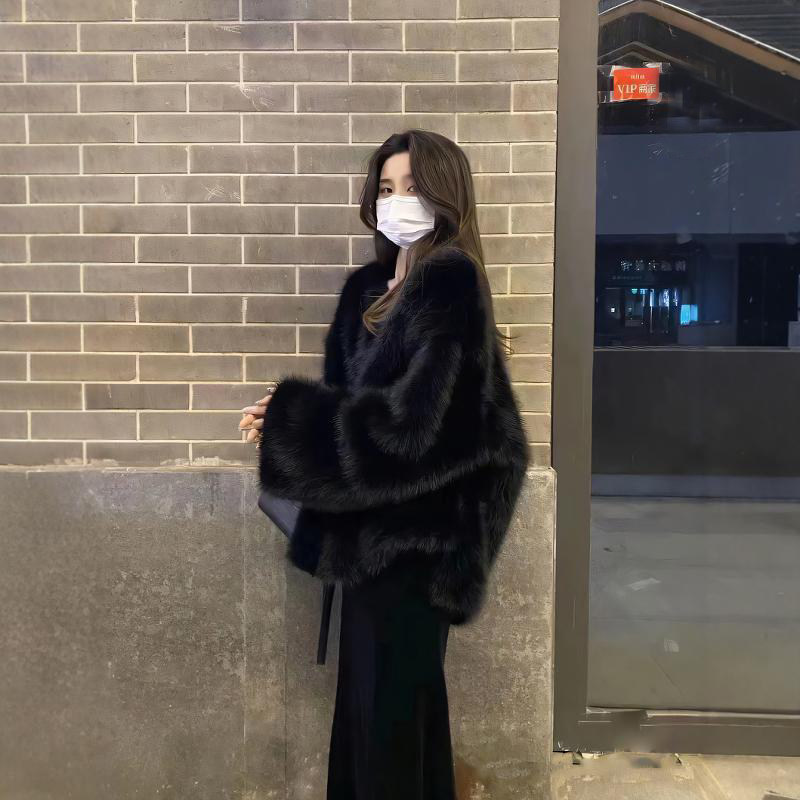 环保皮草外套女黑色仿狐狸毛毛绒高级感超好看毛茸茸2025秋冬新款图片