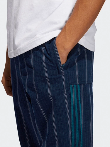 Adidas/阿迪达斯 Подлинные мужские летние пузырьковые брюки.