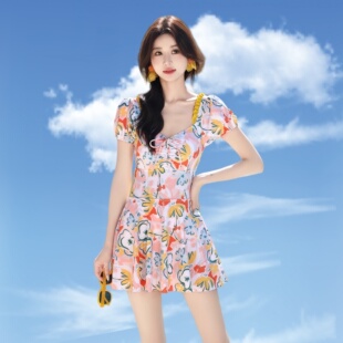 正品 维多利亚游泳衣女士2026夏高级感连体保守泡温泉度假海边泳装