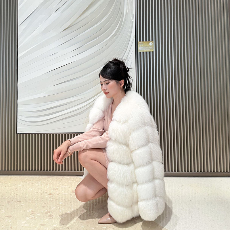 中长款白色系V领拼接女狐狸毛天然皮草白色民族风