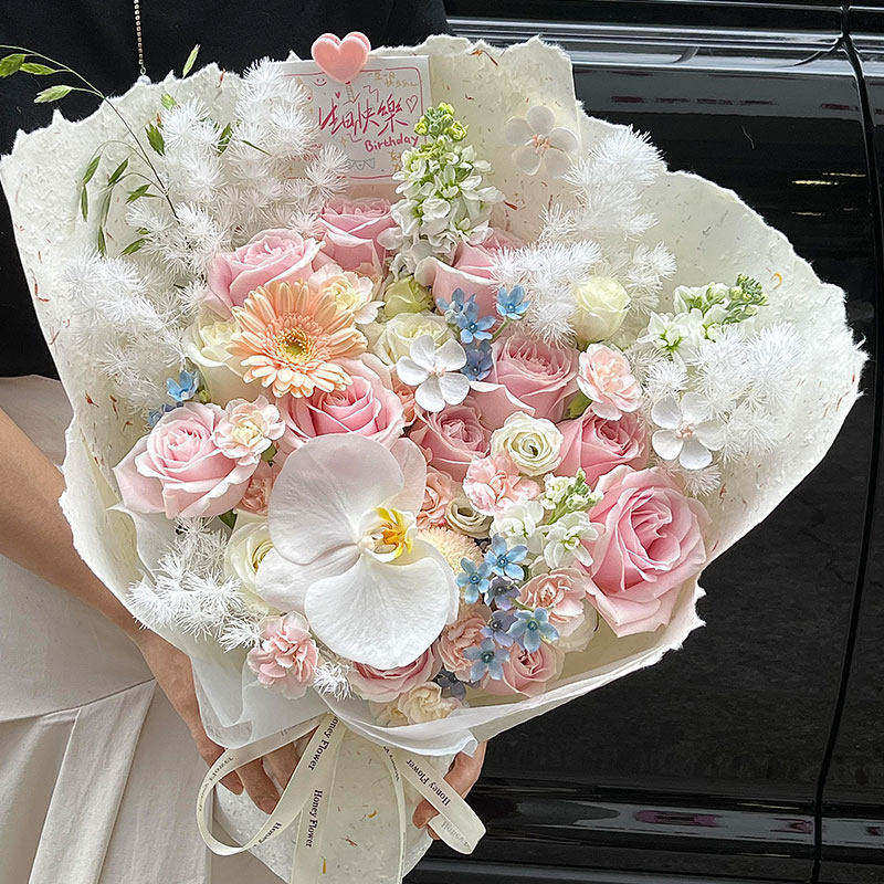 高级曼塔玫瑰花束混搭郁金香鲜花速递同城上海北京配送生日礼物