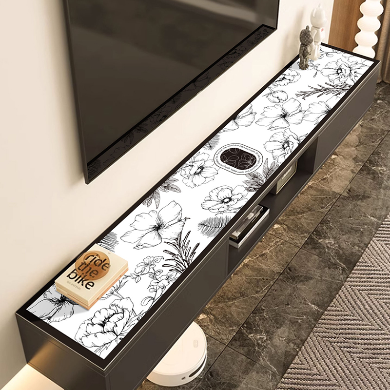 现代简约风电视柜桌垫轻奢高级感免洗餐边柜盖布鞋柜台面保护垫子