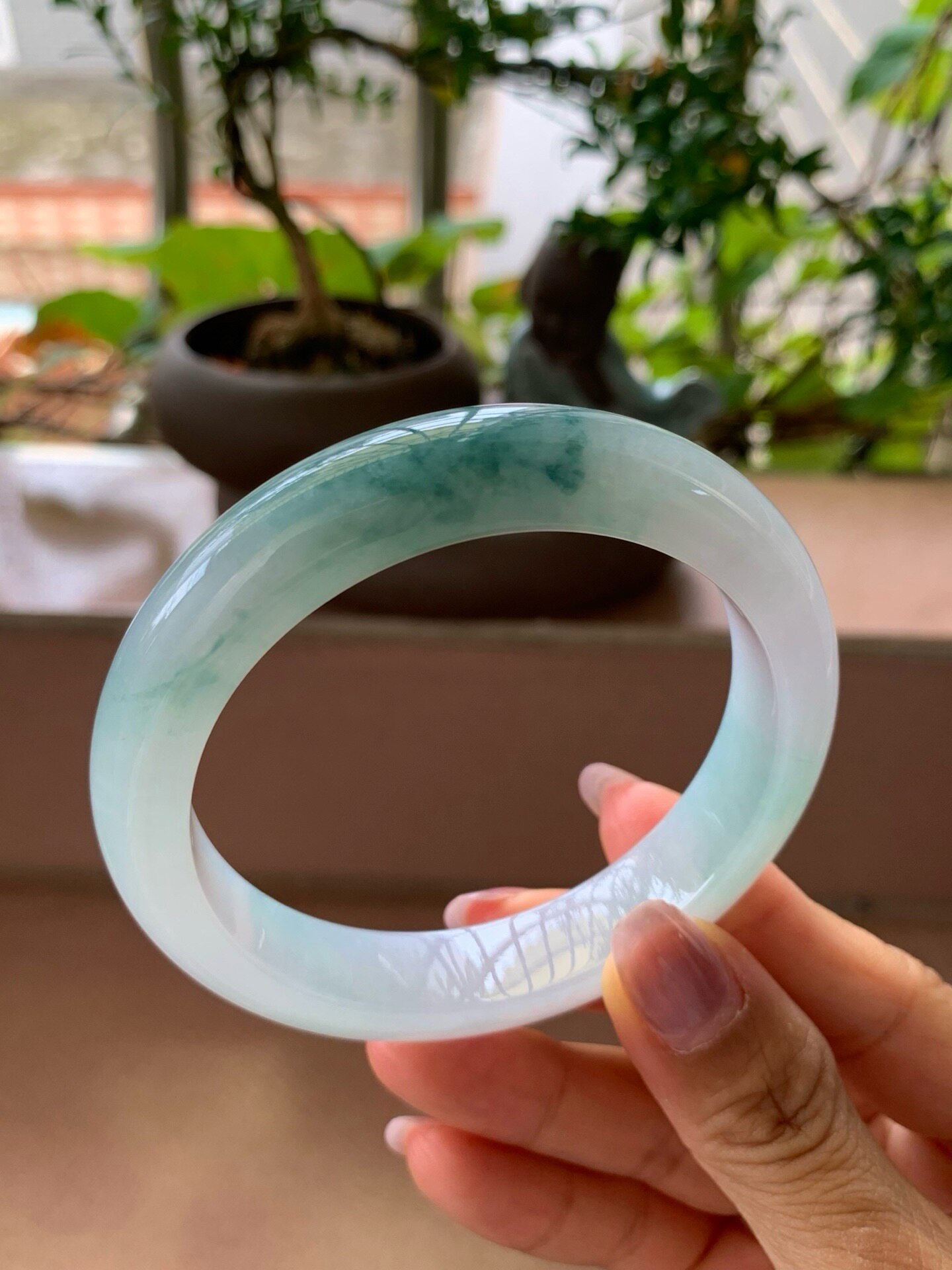 【小陈翡翠】缅甸天然翡翠A货飘兰花60大圈口正圈翡翠手镯