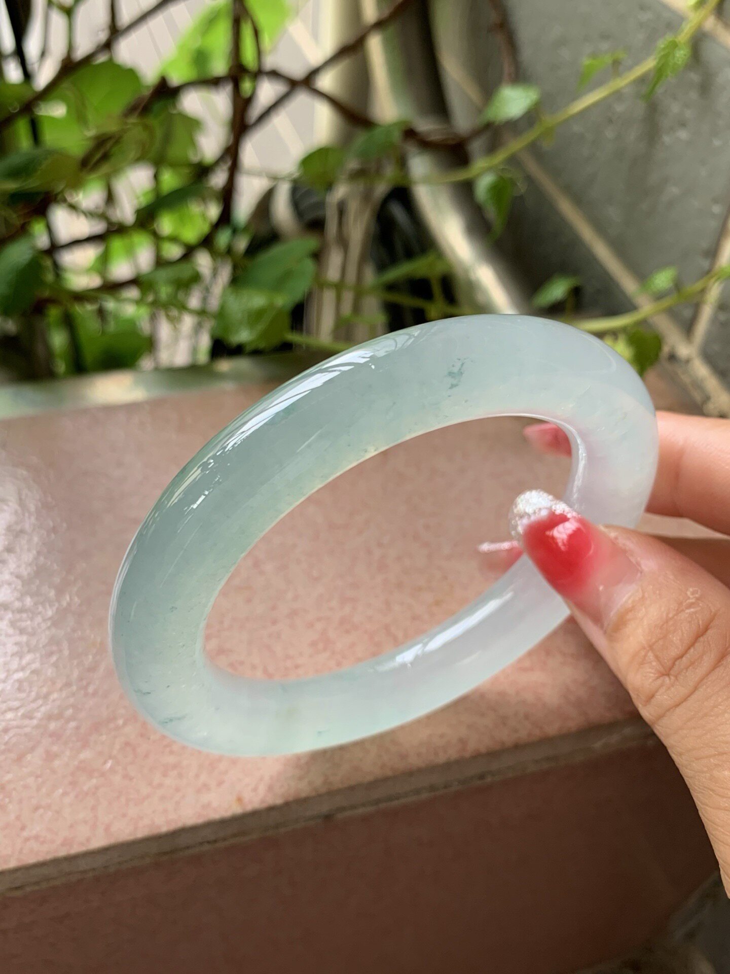 【小陈翡翠】缅甸天然翡翠A货冰种晴底飘浅花色55圆条翡翠手镯