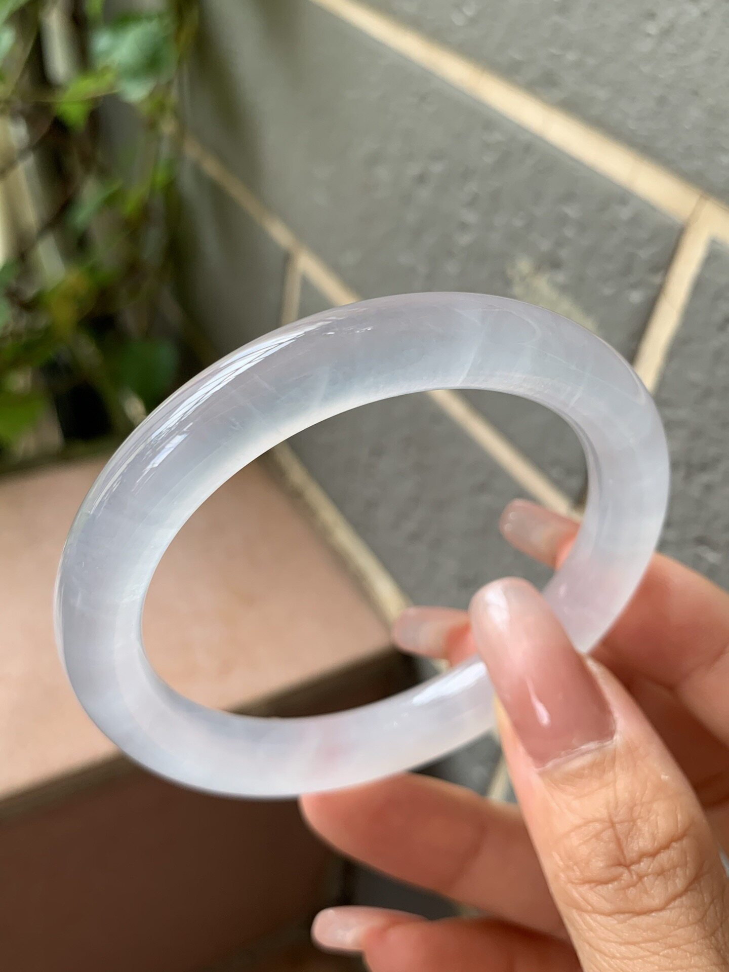 【小陈翡翠】缅甸天然翡翠A货冰白月光51-52圆条翡翠手镯
