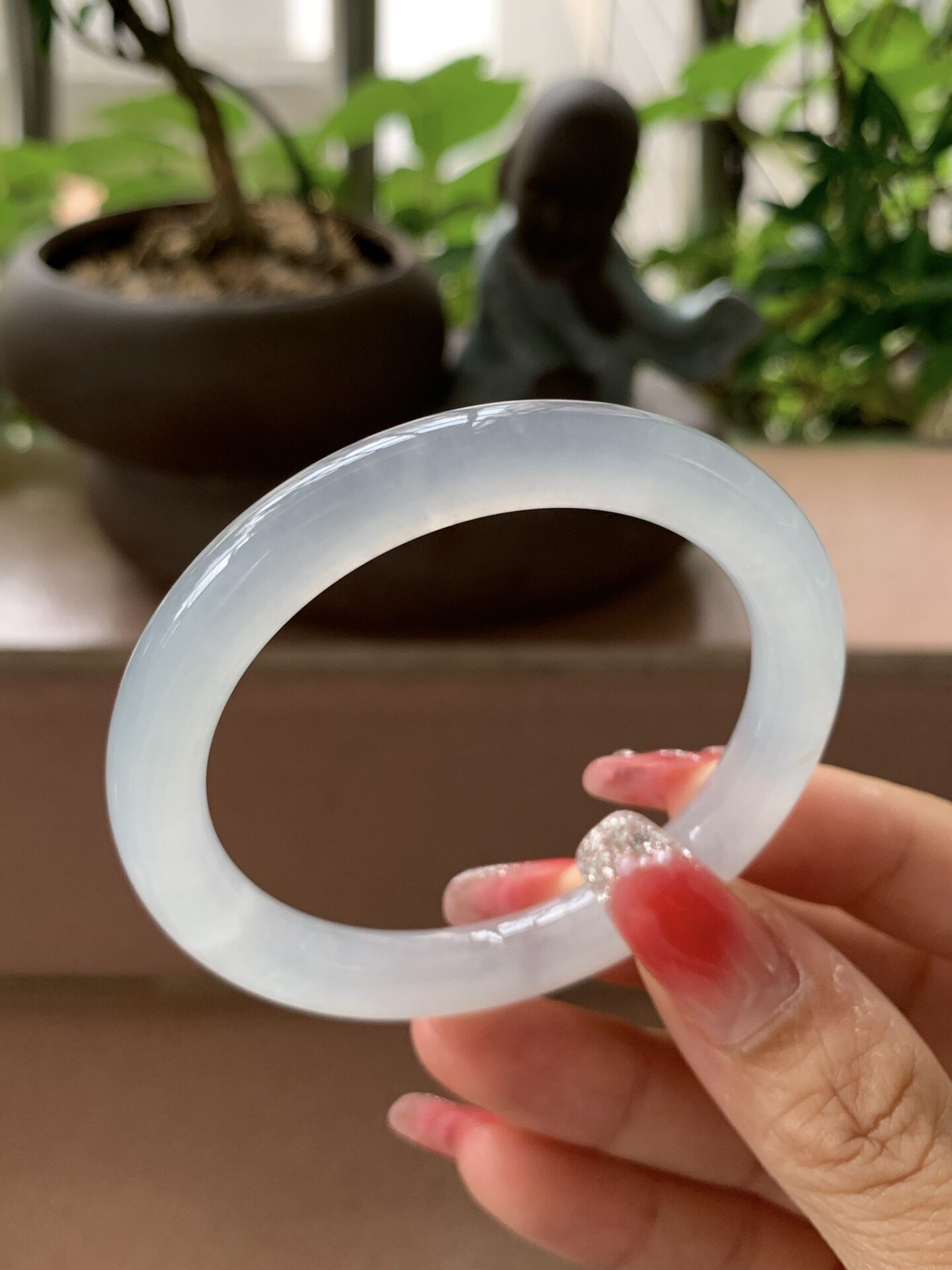 【小陈翡翠】缅甸天然翡翠A货冰白月光50小圈口圆条翡翠手镯