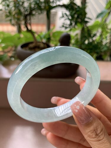 【小陈翡翠】缅甸天然翡翠A货冰浅蓝绿底56-57正圈翡翠手镯