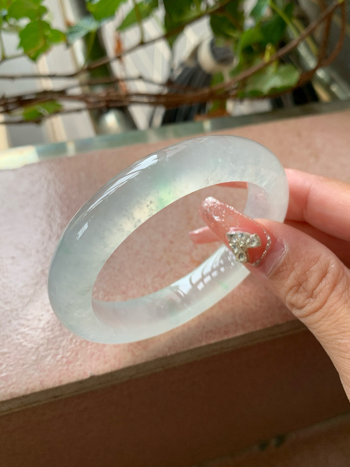【小陈翡翠】缅甸天然翡翠a货高冰飘绿52-53贵妃翡翠手镯