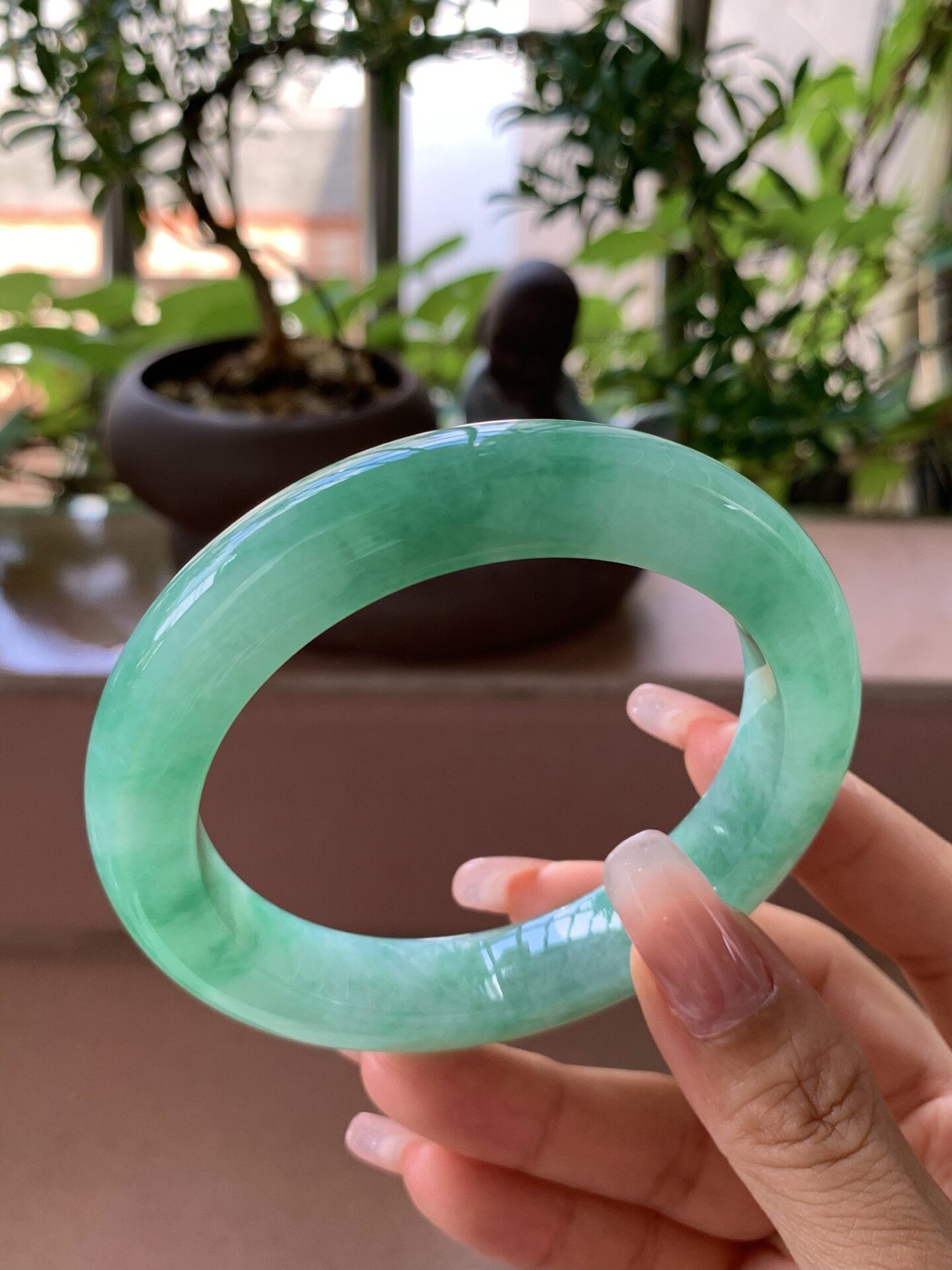 【小陈翡翠】缅甸天然翡翠A货辣阳绿61大圈口正圈翡翠手镯