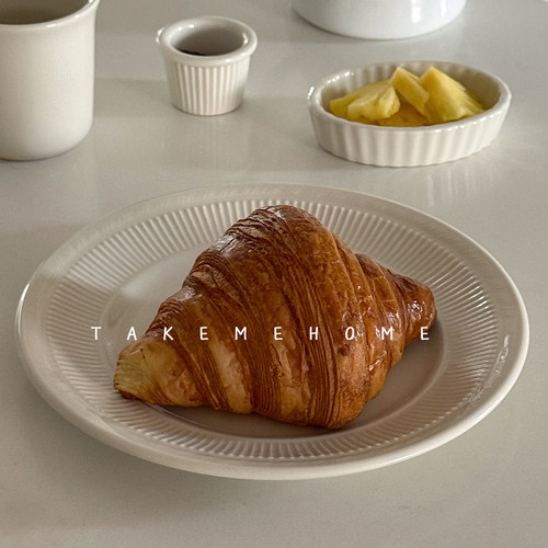 takemehome乳白浮雕甜品盘早餐面包三明治盘好看蛋糕盘brunch餐盘