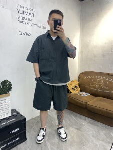 格子纹夏季新款时尚休闲短袖衬衫短裤两件套男韩版宽松运动套装潮