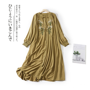 宽松长款 胖mm复古绣花单排扣长袖 连衣裙女过膝长裙子减龄微胖