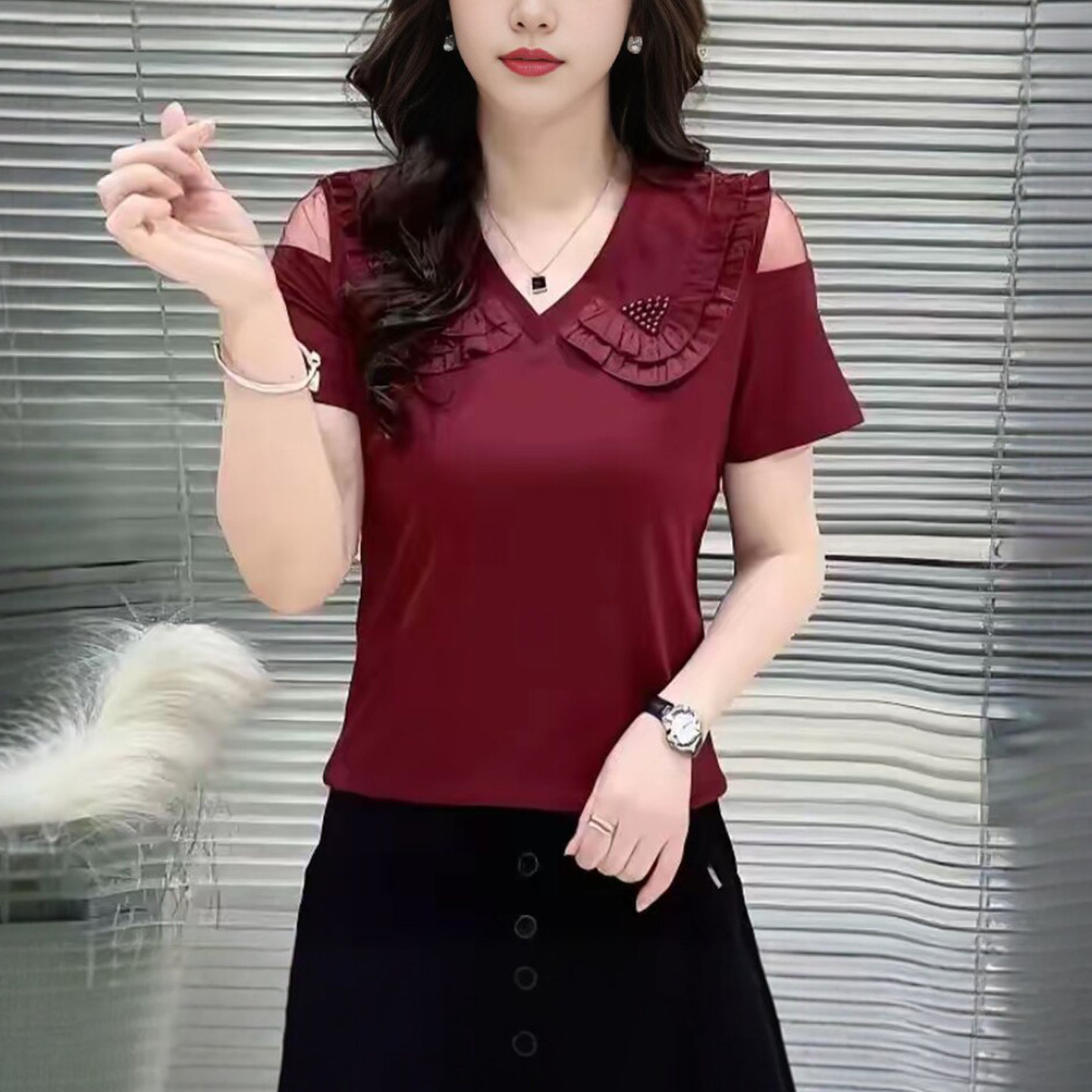妈妈装夏季网纱露肩V领短袖女T恤