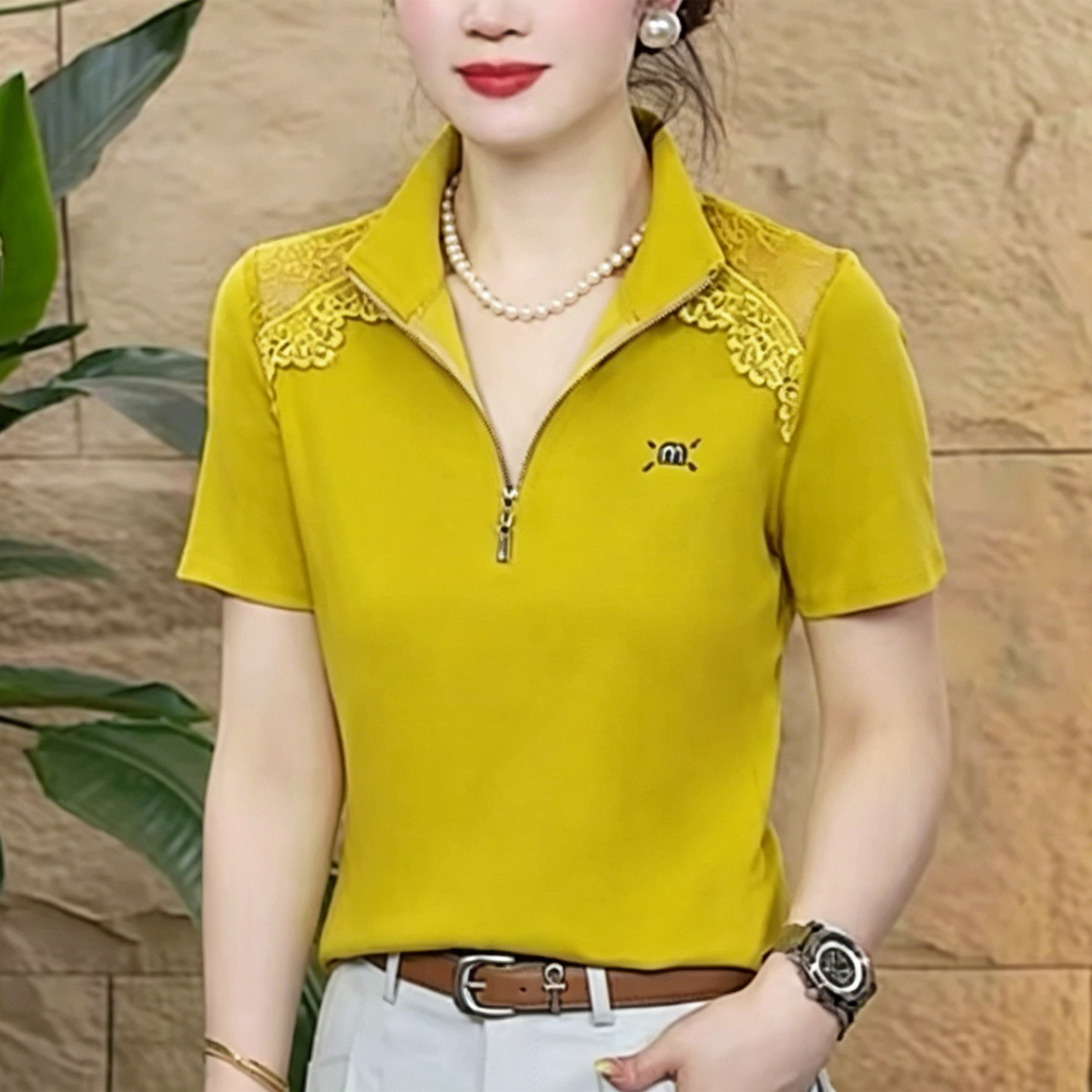 妈妈装夏季立领露肩刺绣减龄T恤