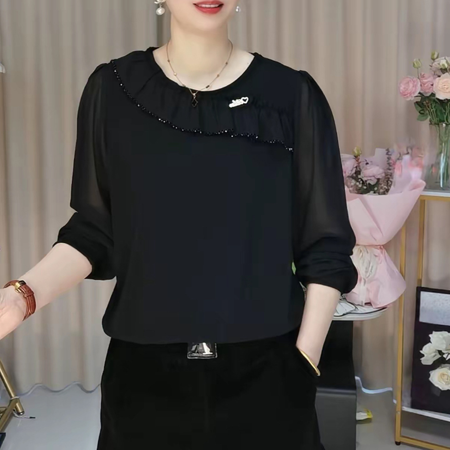 妈妈春季减龄荷叶边钉珠长袖T恤