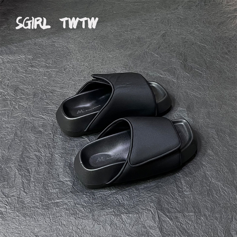 潮酷时尚面包拖鞋女外穿凉拖鞋