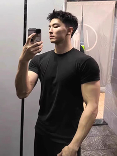 冰丝速干运动衫肌肉男硬汉小领口紧身弹力三分短袖凉薄透气健身衣