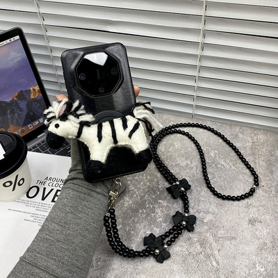 适用于华为mate60RS非凡大师手机壳mate40RS保时捷贴皮MATE70保护套斜挎挂绳mate50pro手链斜挎磁吸斑马支架