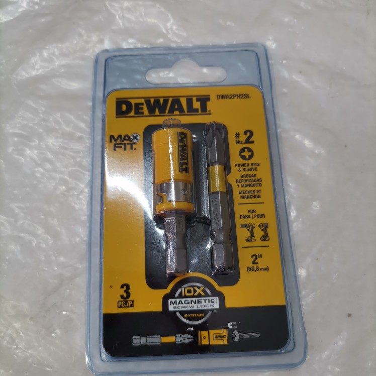 DEWALT 플러스 자기 코일에는 드라이버 임팩트 드라이버 긴 비트 DWA2PH2SL에 적합한 2개의 2인치 비트가 포함되어 있습니다