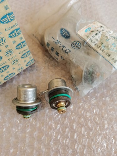 适配捷达王宝来桑塔纳3000燃油压力调节器燃油压力阀压力开关原厂