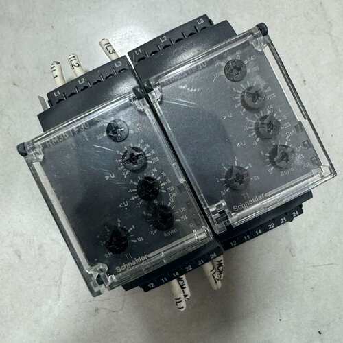 耐德控制继电器RM35TF30，拆机现货，实物拍摄，功能正--议价商品