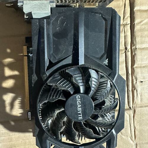 技嘉GTX950 OC 2G显卡，原装拆机，型号GV-N95--议价商品