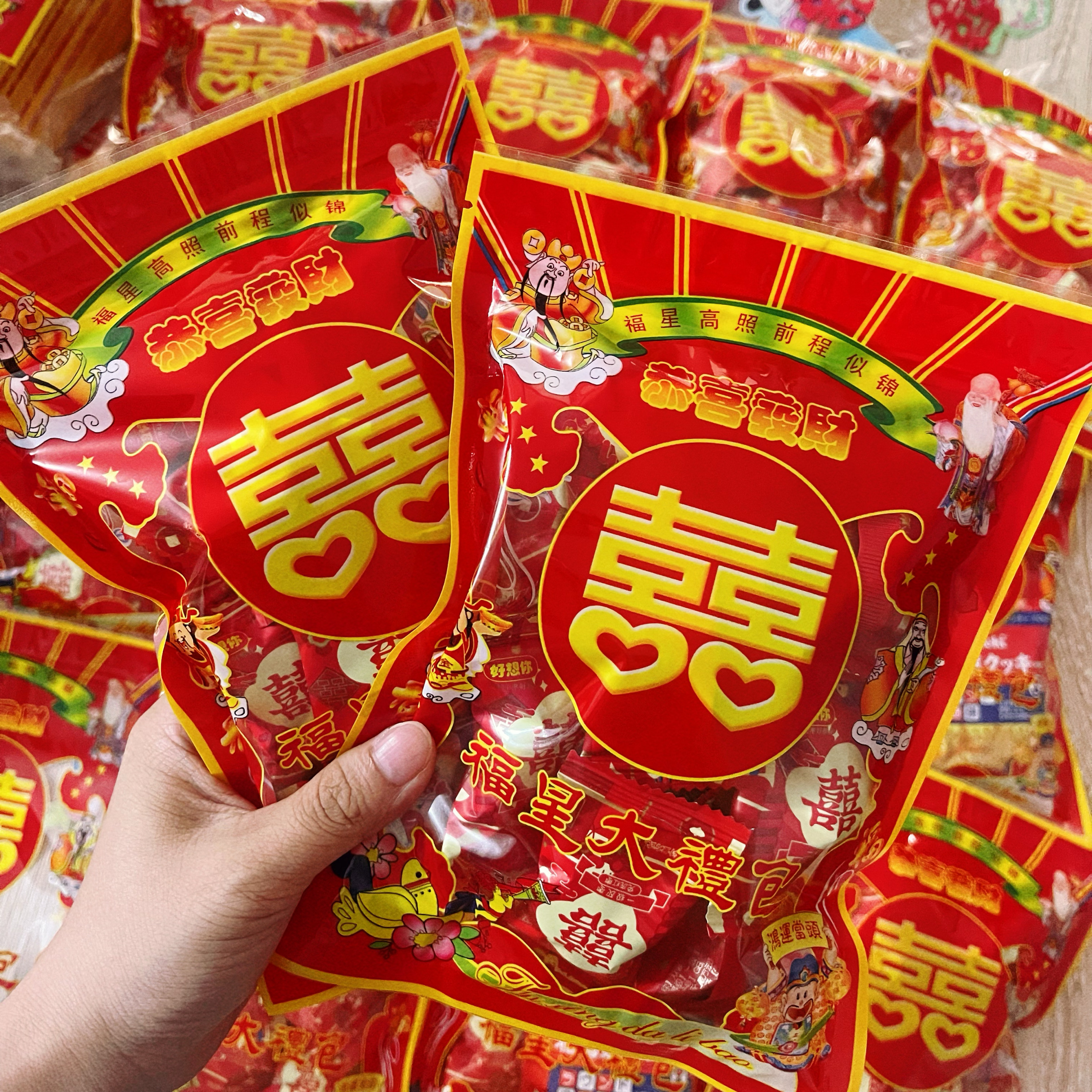 喜糖袋结婚喜糖批发糖果订婚中国风2025新款小红书中式婚礼喜糖盒