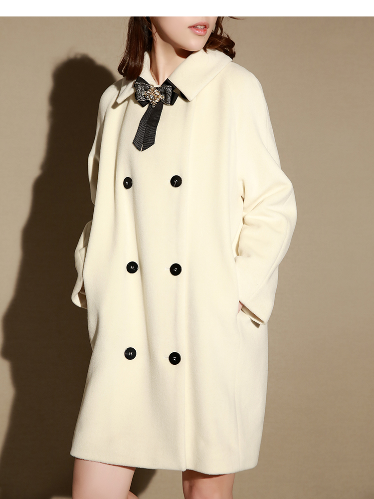 NZ custom high-end white wool coat Hepburn wind double-breasted cocoon type medium and long version alpaca wool wool coat women