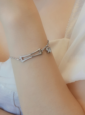 花朵四叶草黑色珍珠饰品手链