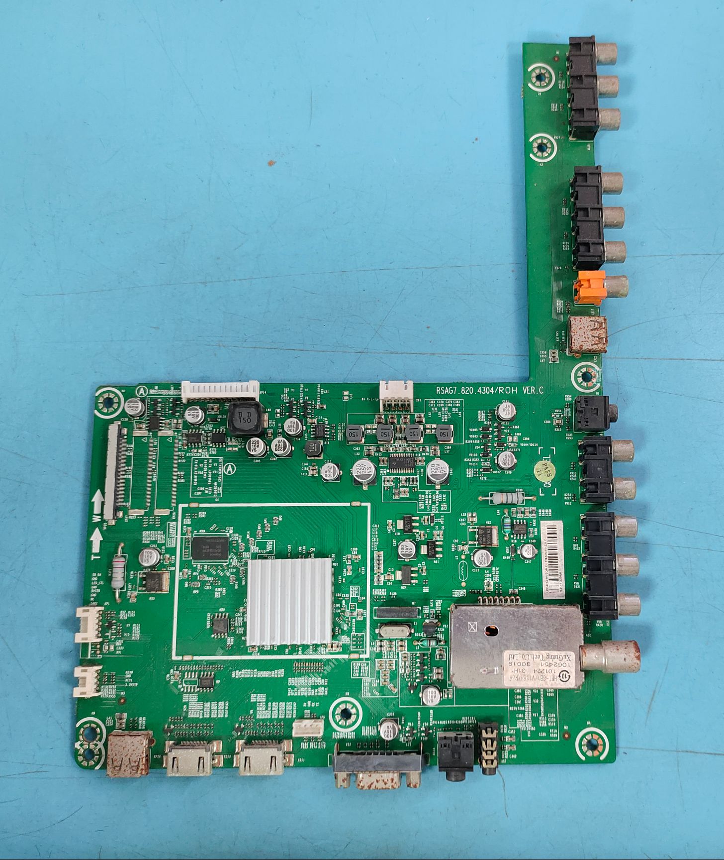 适用海信LED40/42/46K01P主板