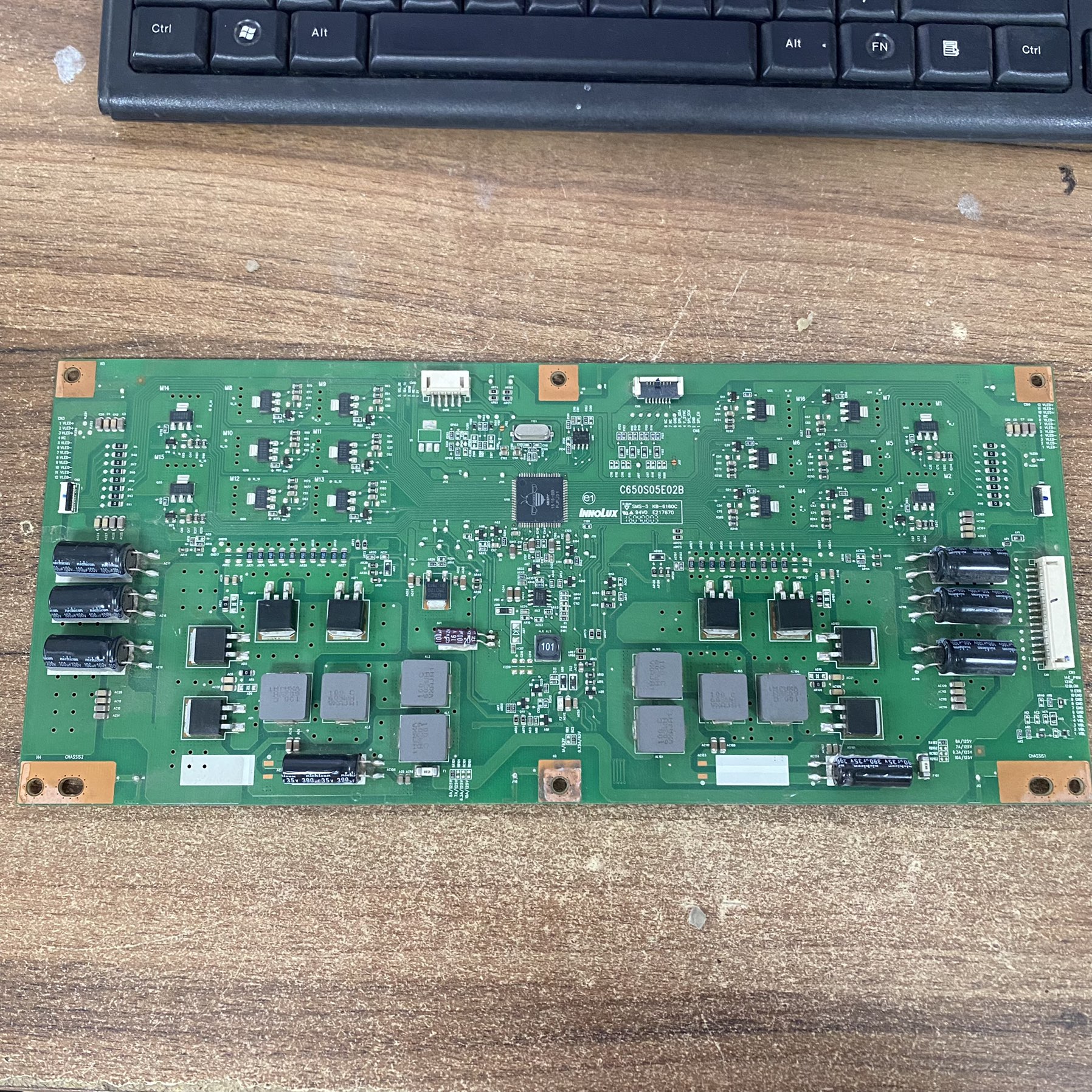 原装创维65E6200恒流板