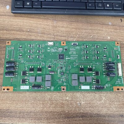 原装创维65E6200恒流板