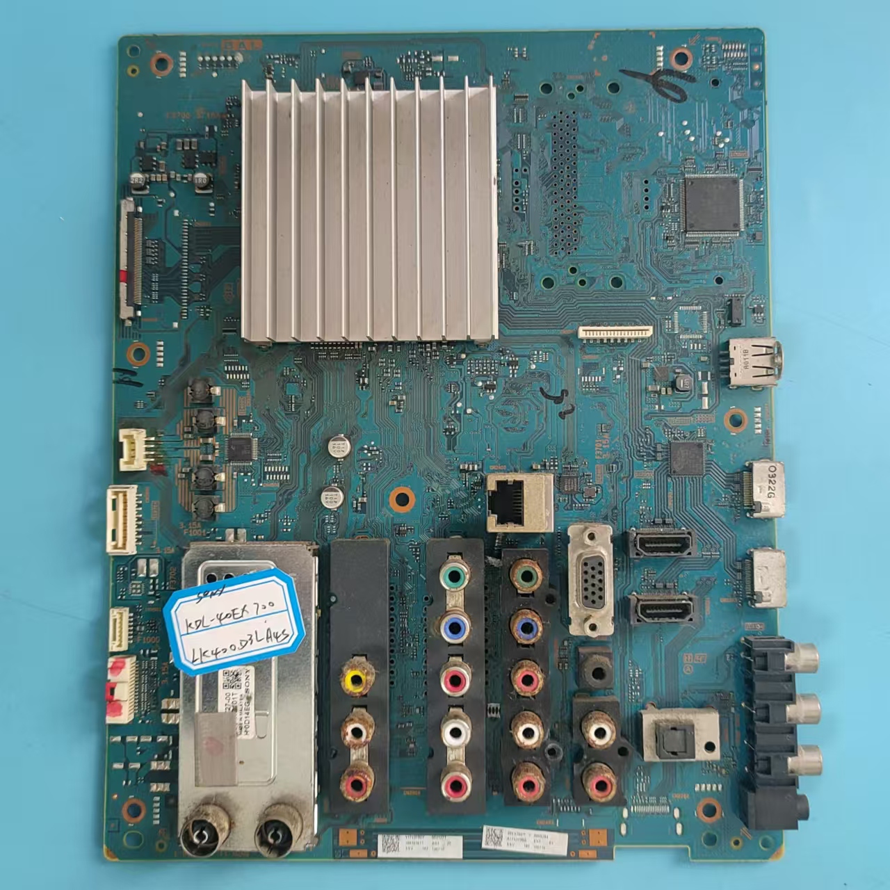索尼KDL-40EX700主板实物图