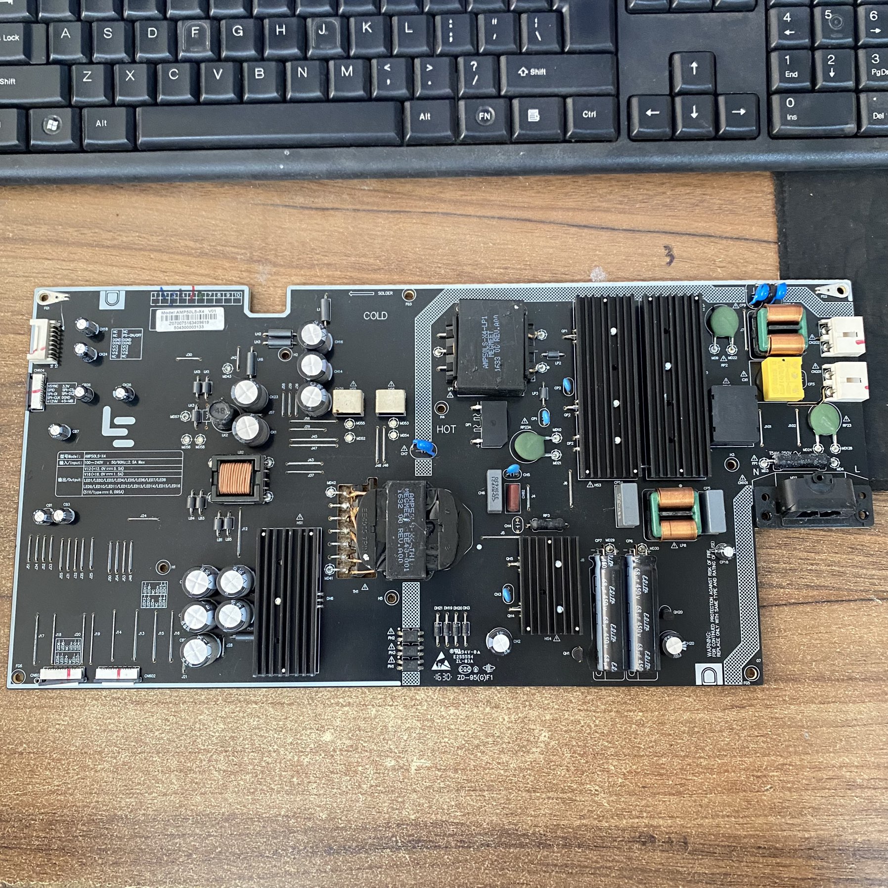 原装乐视L504UCNN电视升压高压