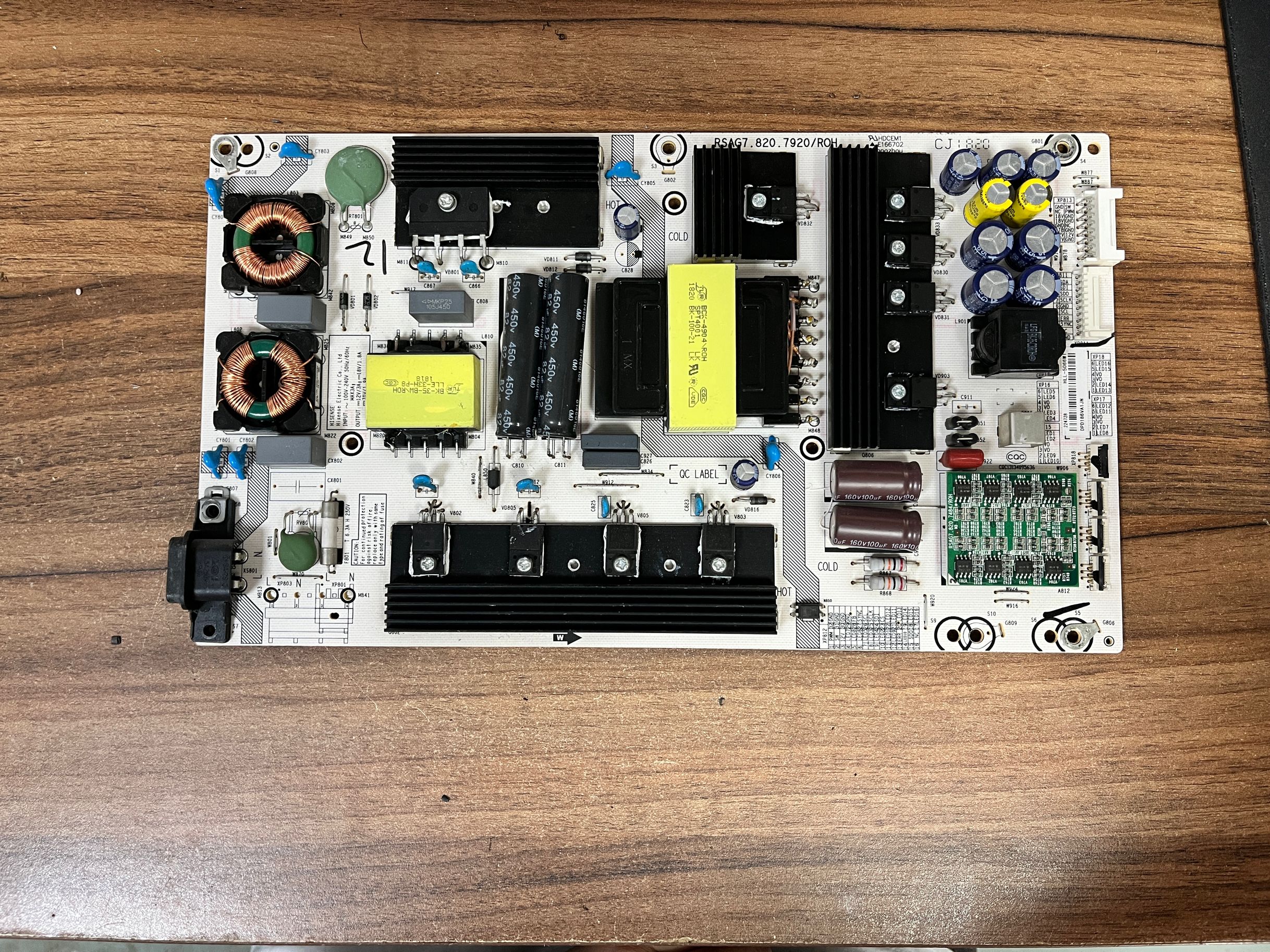 原装拆机海信HZ60U7A电源板