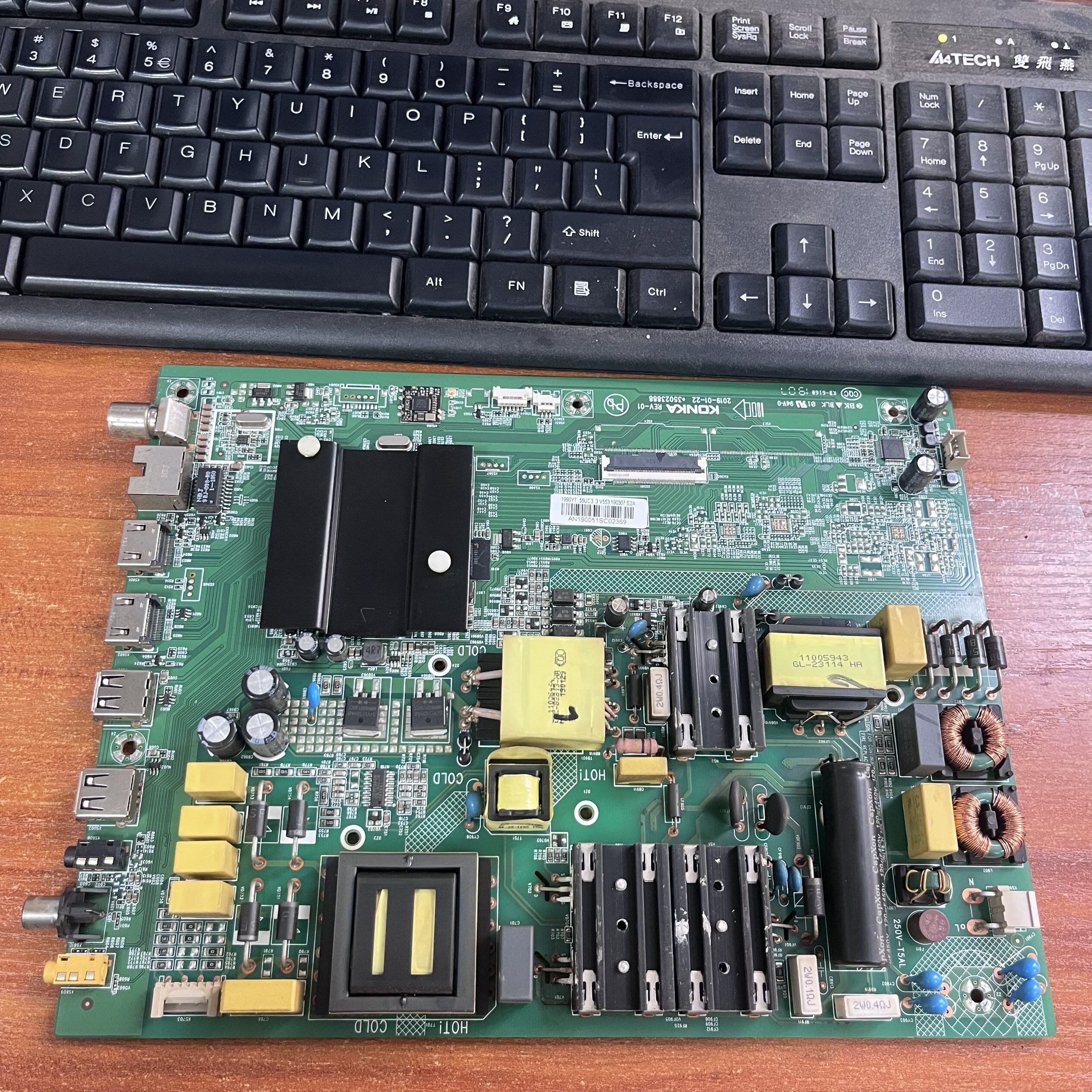 液晶电视主板35023888屏1990YT