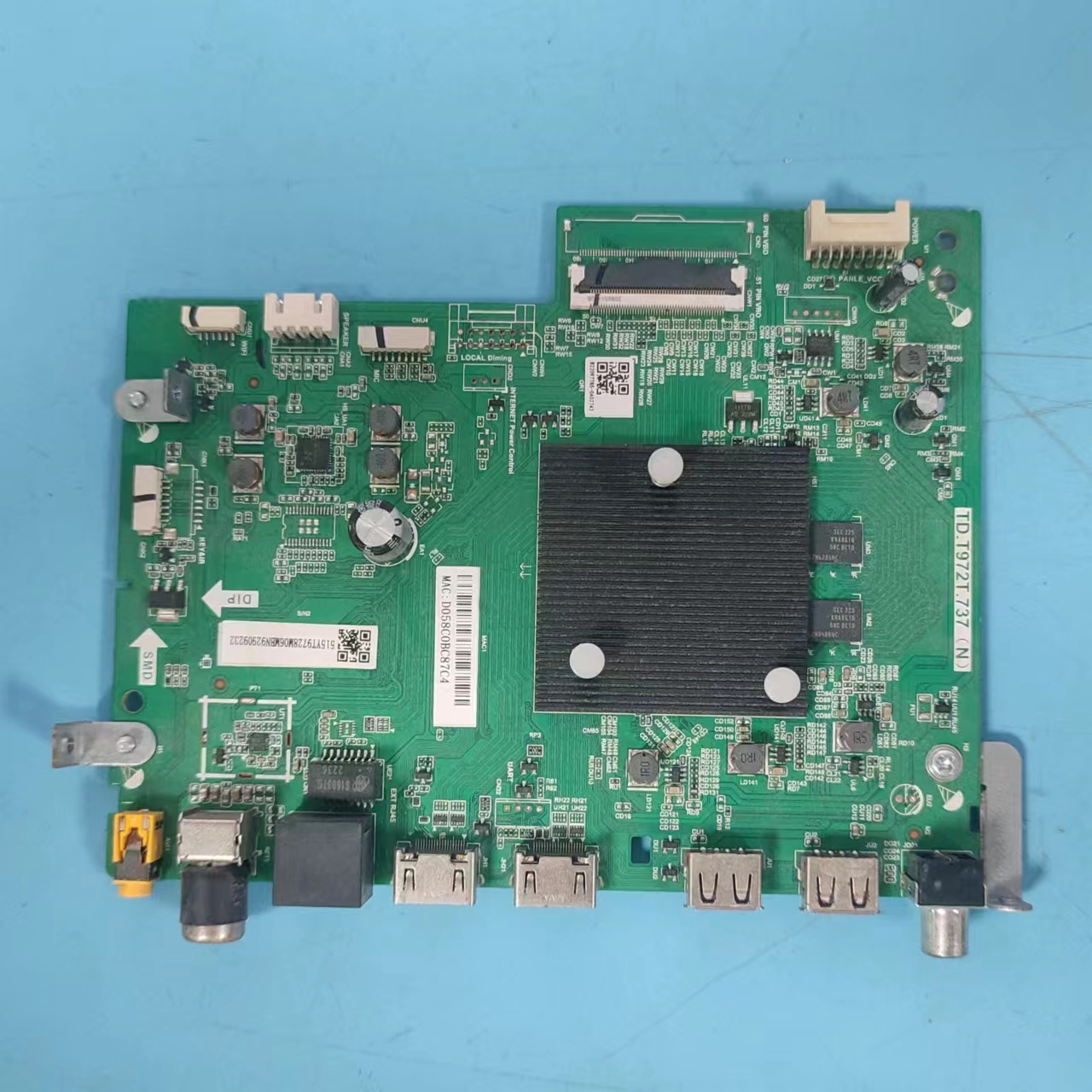 原装海尔LS65Z51Z主板实物图