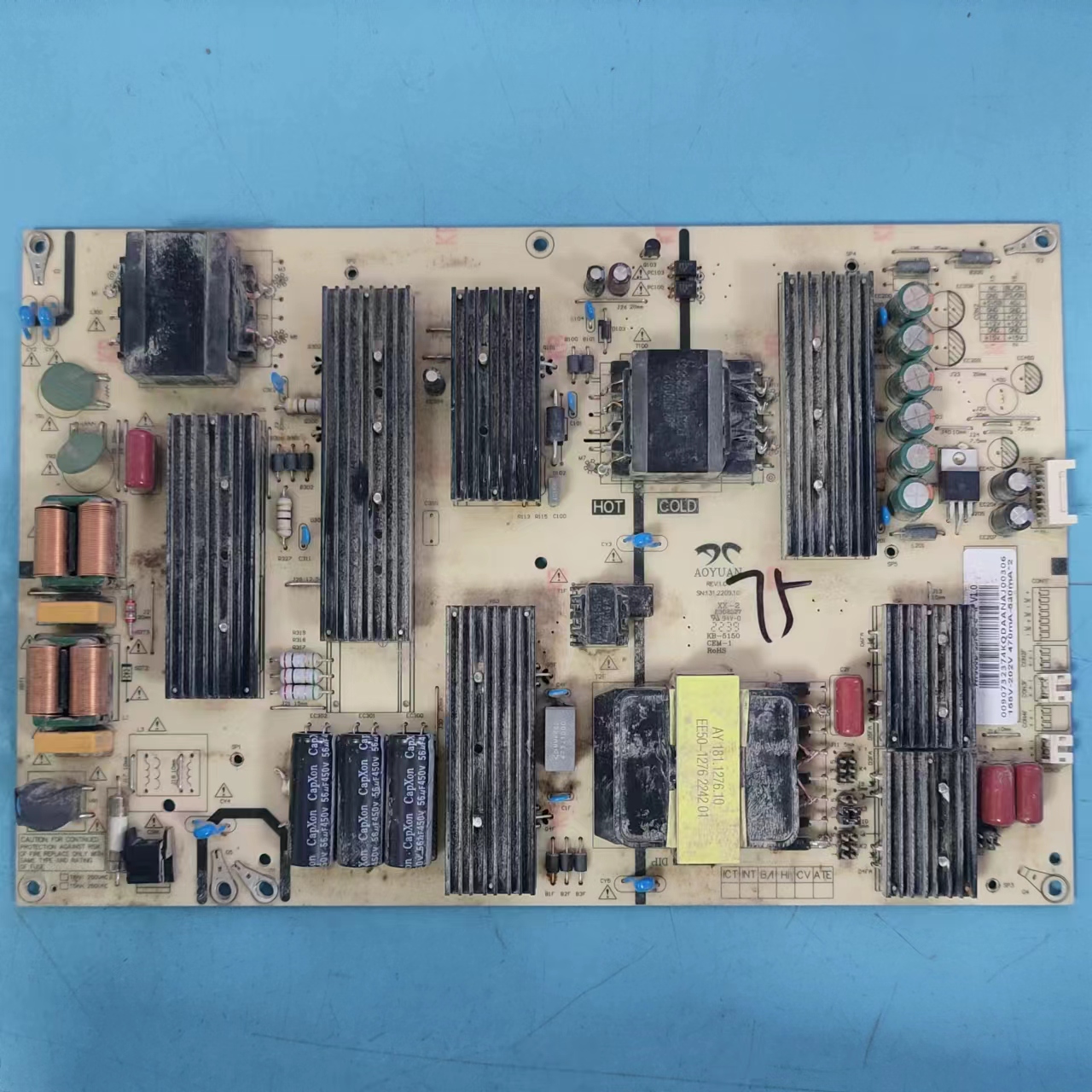 原装海尔LU75C61电源板实物图