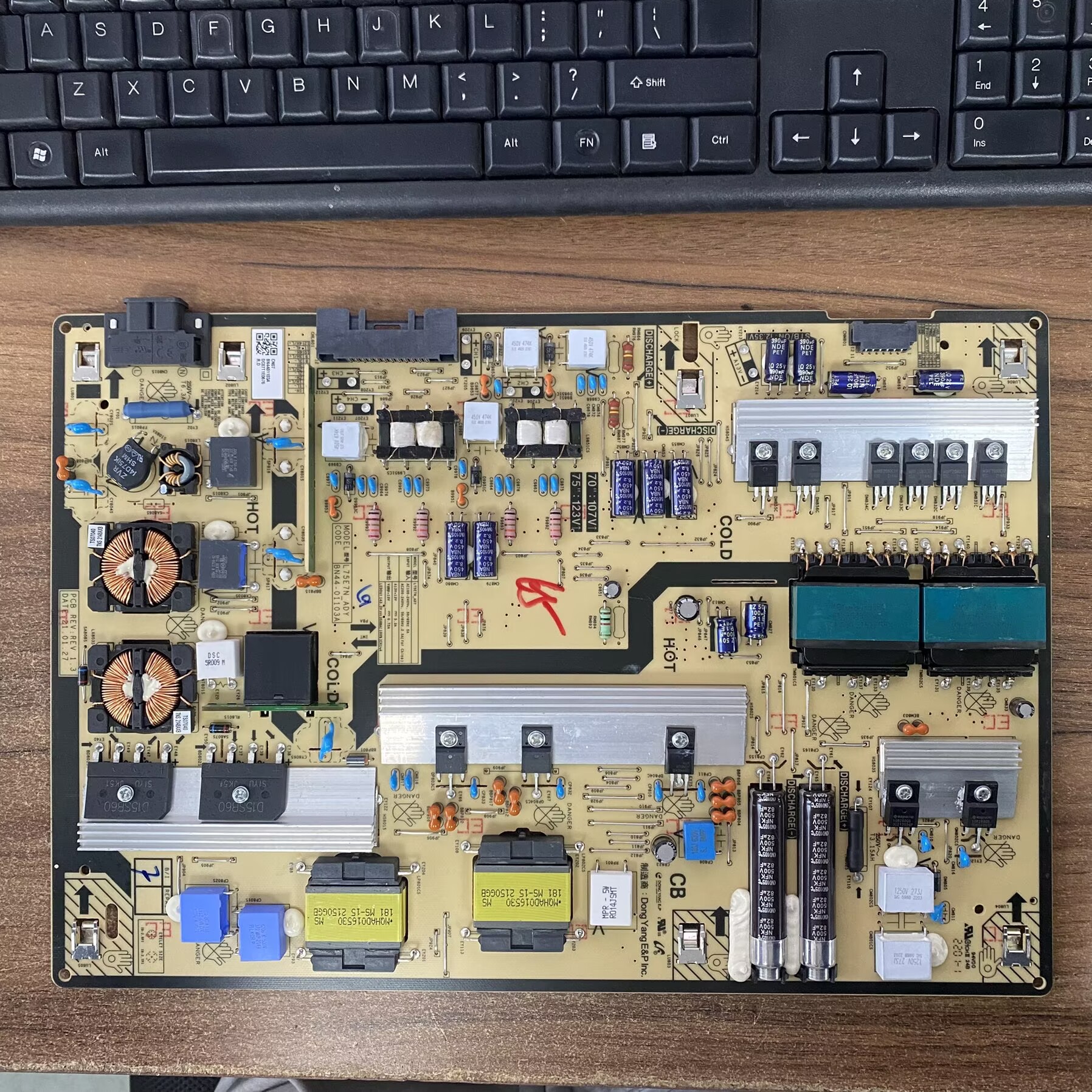 三星QA75Q60AAJXXZ电视电源板L