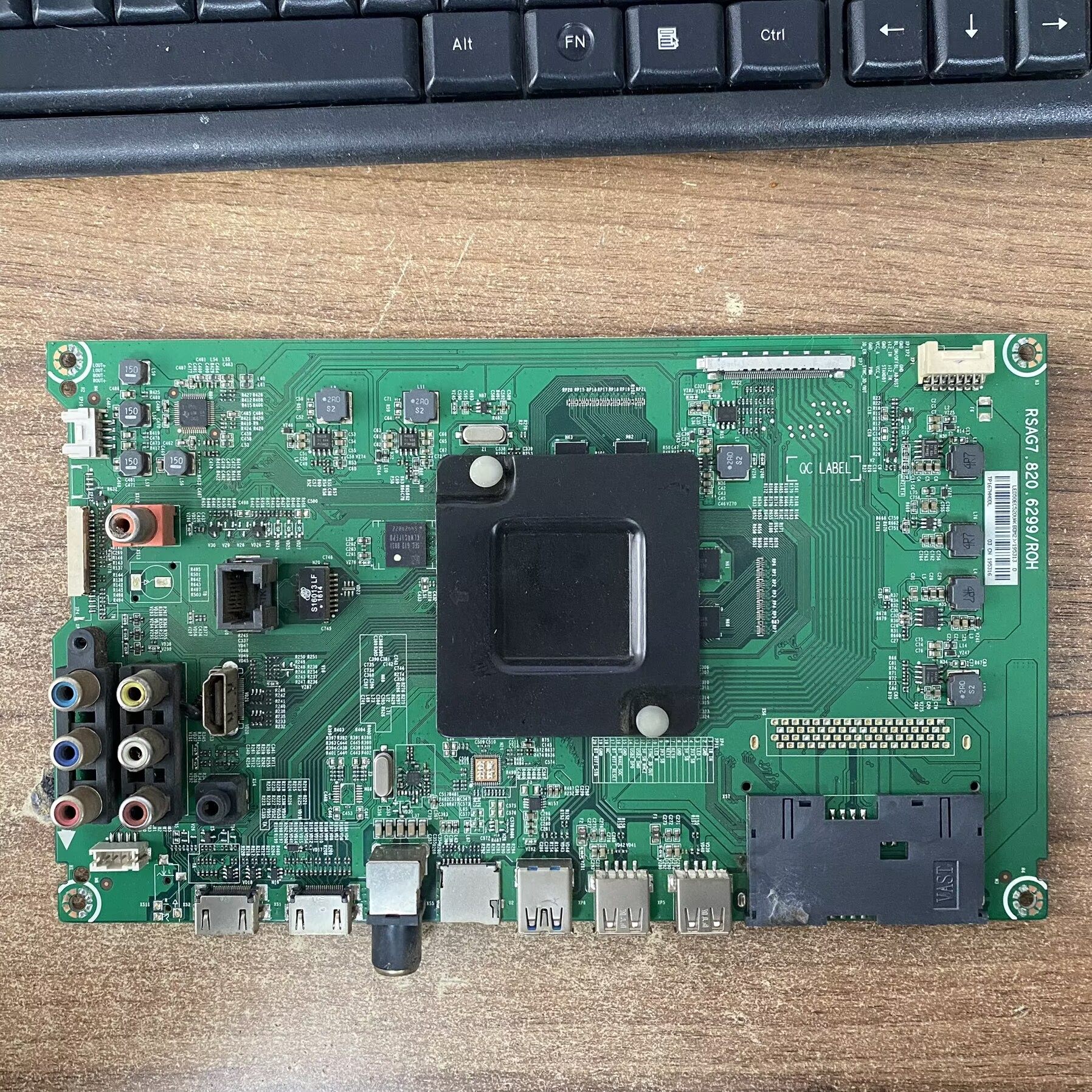 原装海信LED55K5100U主板