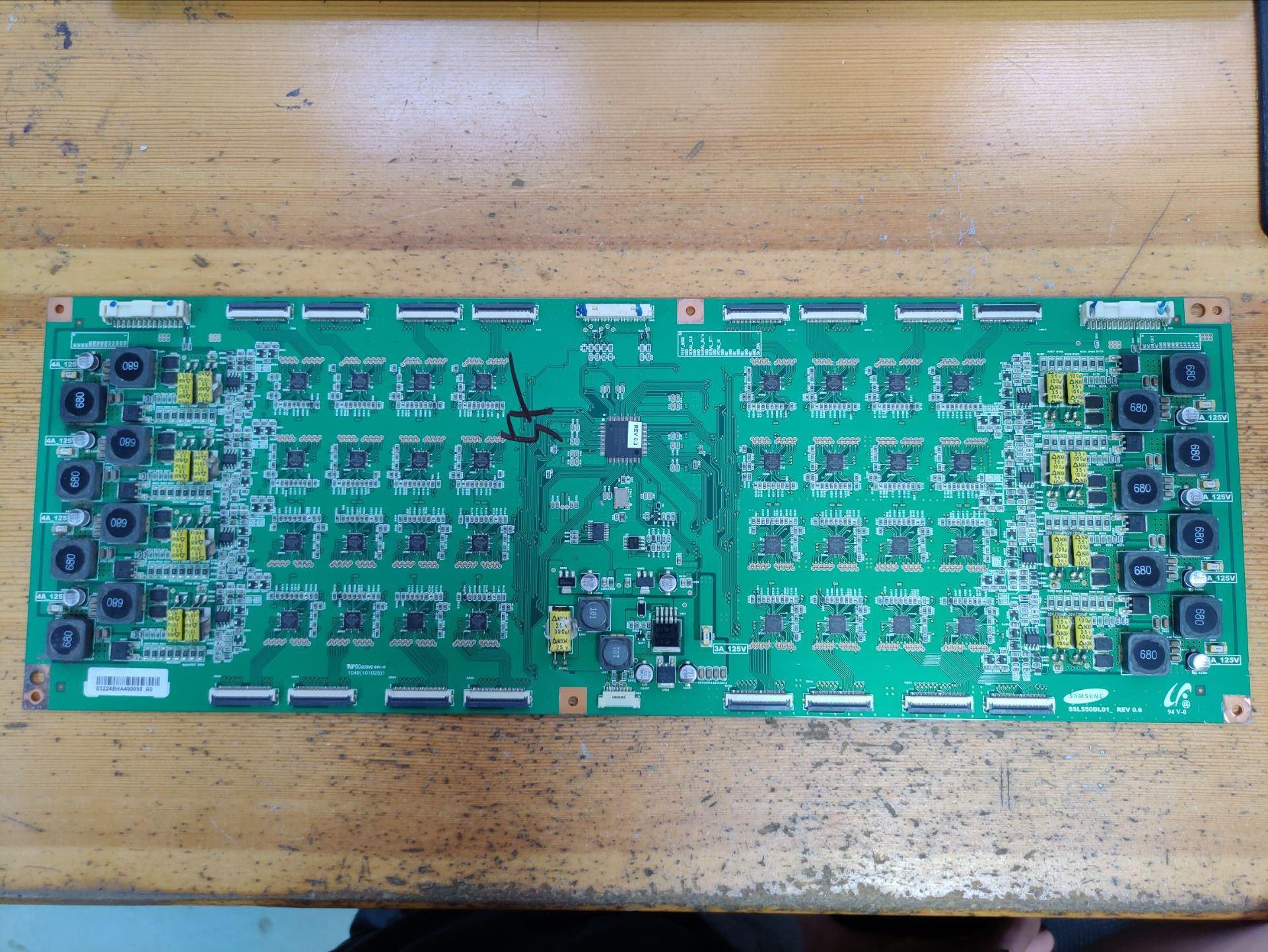 原装东芝55X1000C恒流板